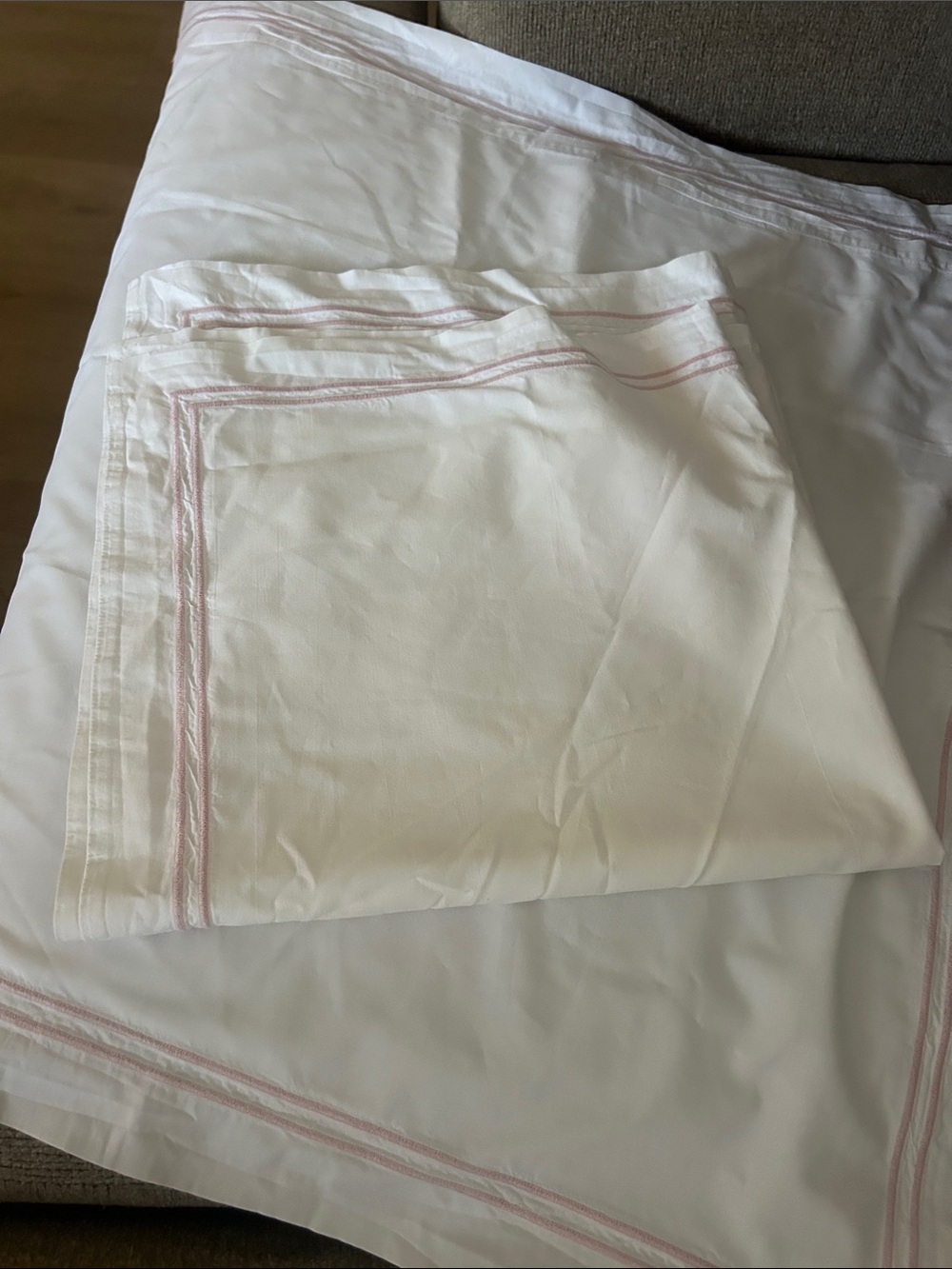 🦋 RESTORATION HARDWARE white pink EURO SHAMS